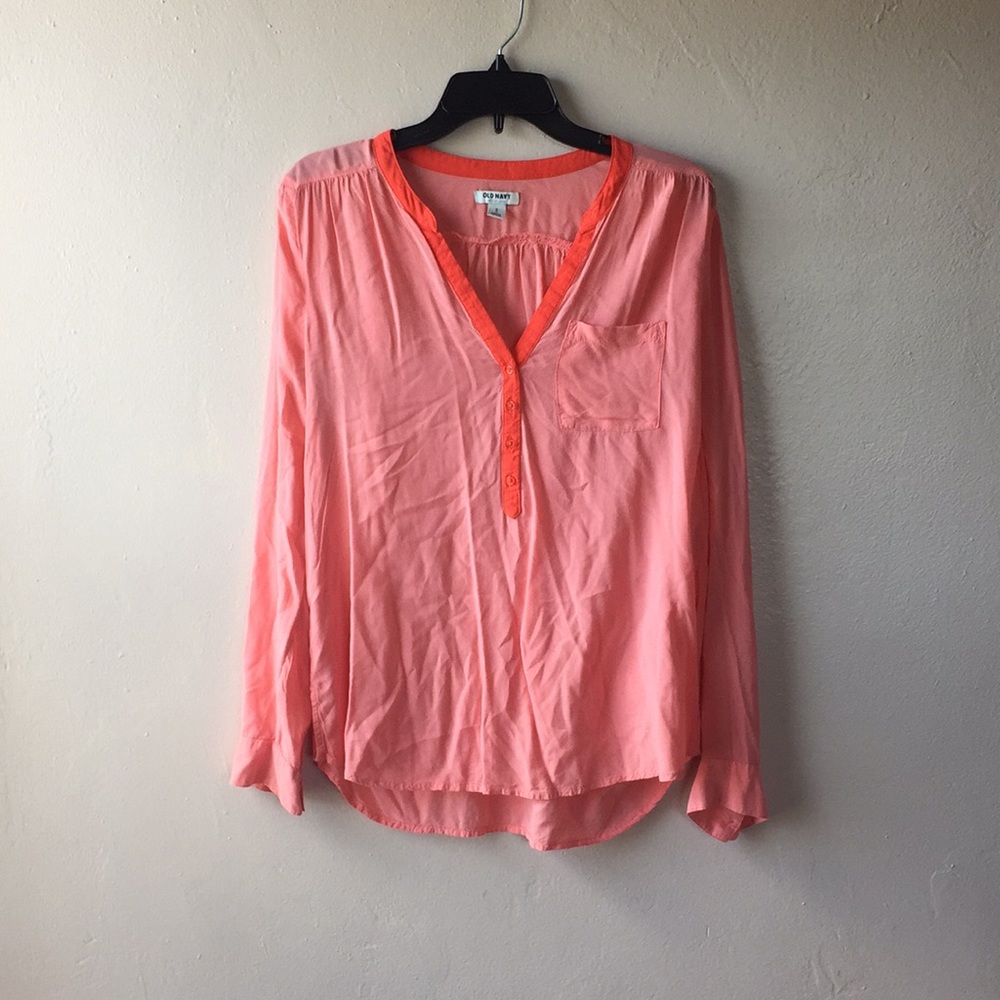 OLD NAVY Coral long sleeve shirt